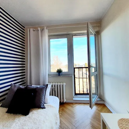 Pokoje W Apartamencie Przy Plazy - Bitwy Pod Plowcami 6 Ubytování v soukromí *